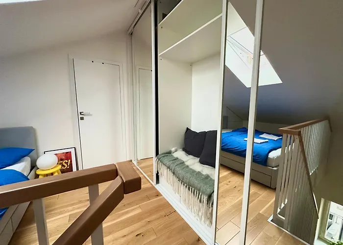 Modern Two-storey With Terrace Daire Prag